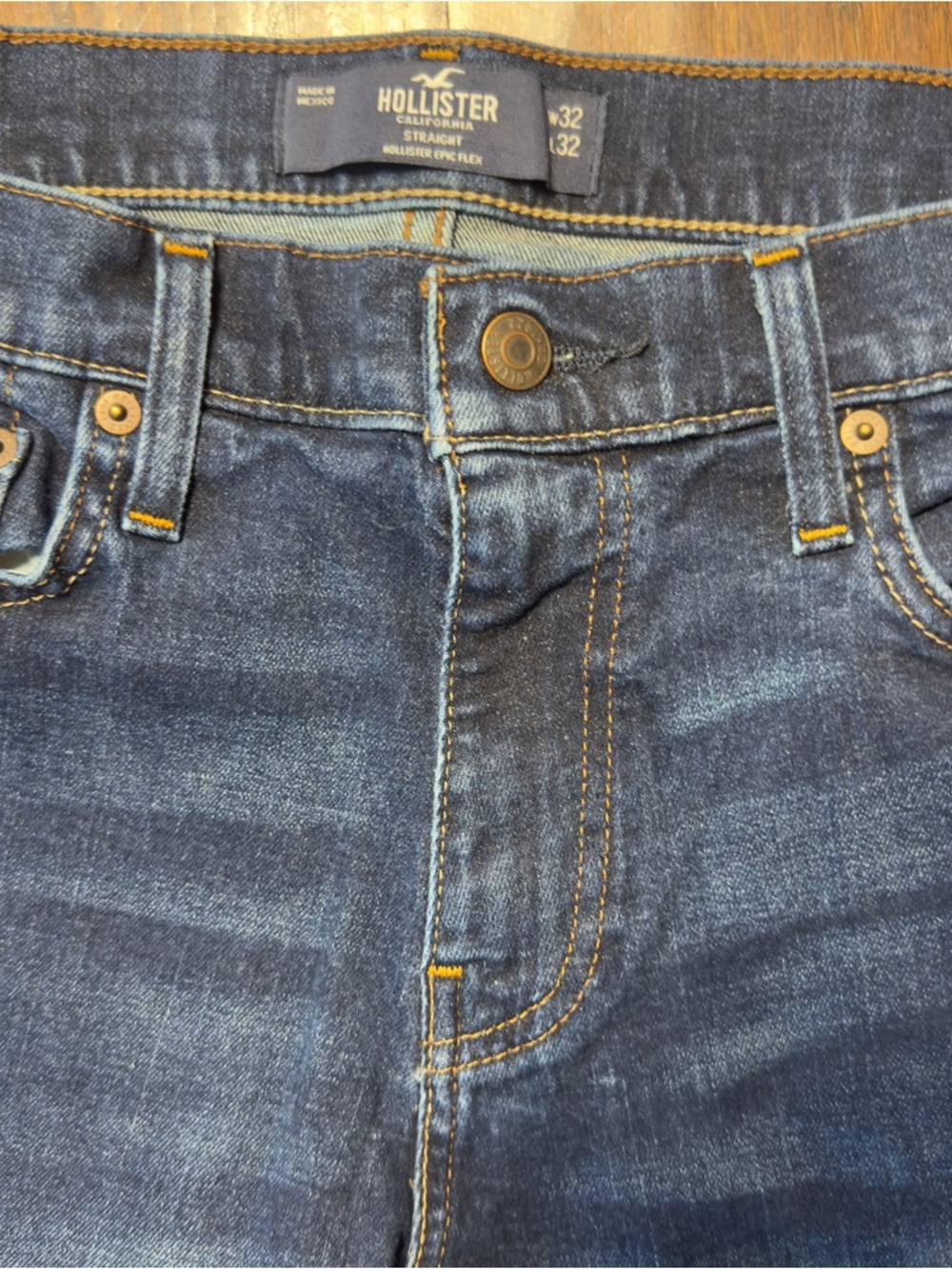 Hollister Men's Straight-Leg Denim Jeans in Deep Blue - Picture 3 of 3